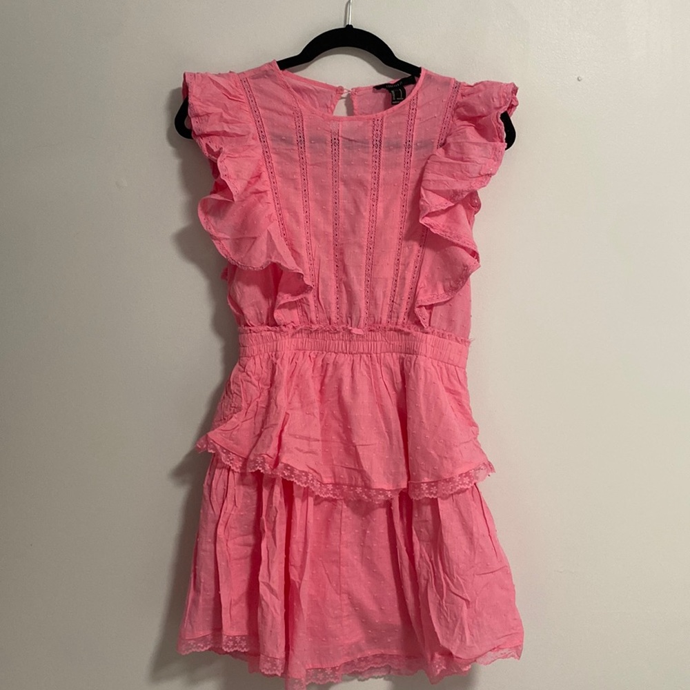 pink dress